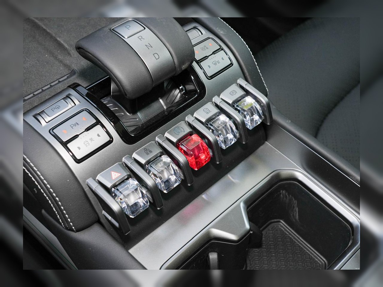 BYD Leopard 3 2025 thumbnail 14